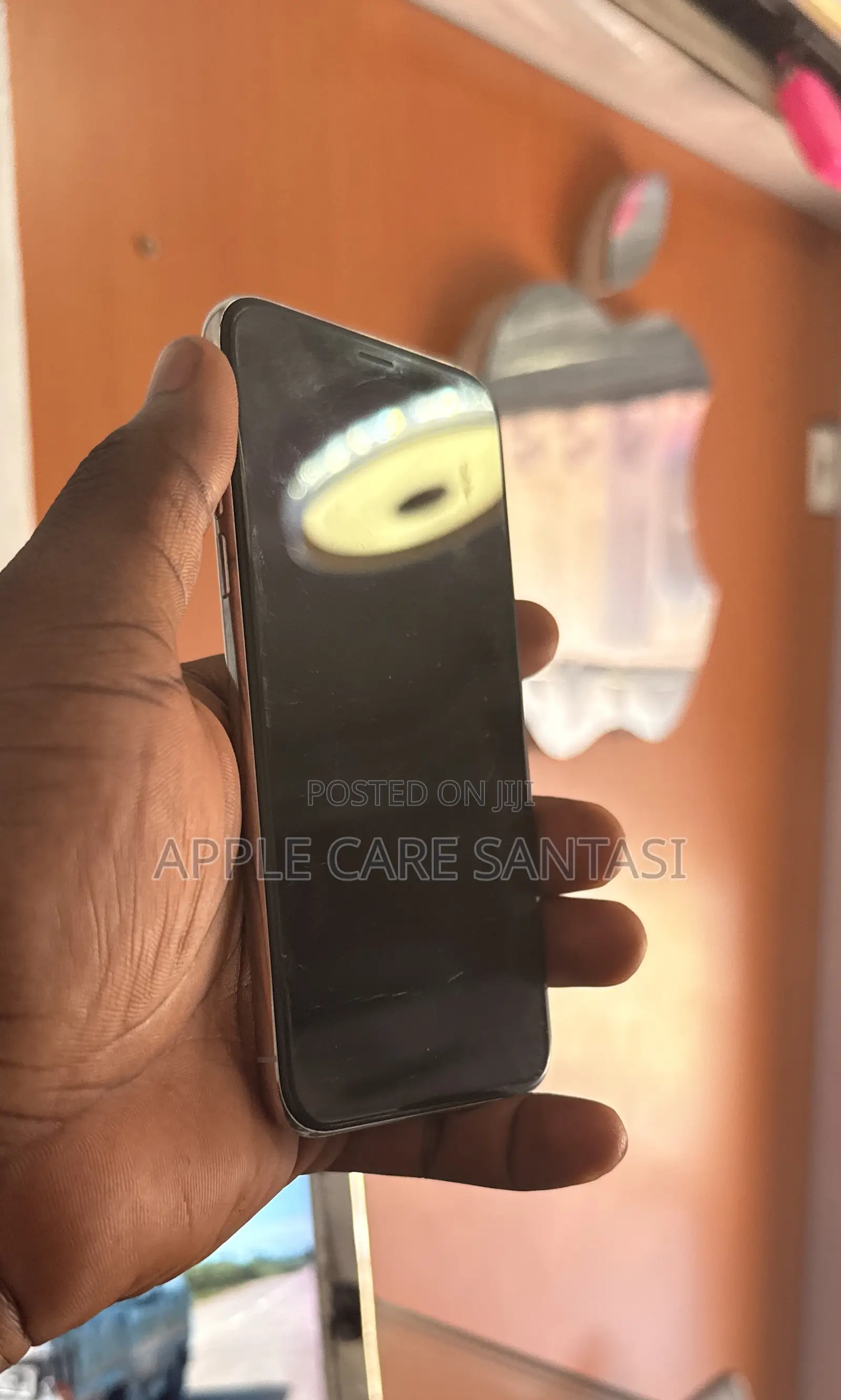 Apple iPhone X 64 GB White