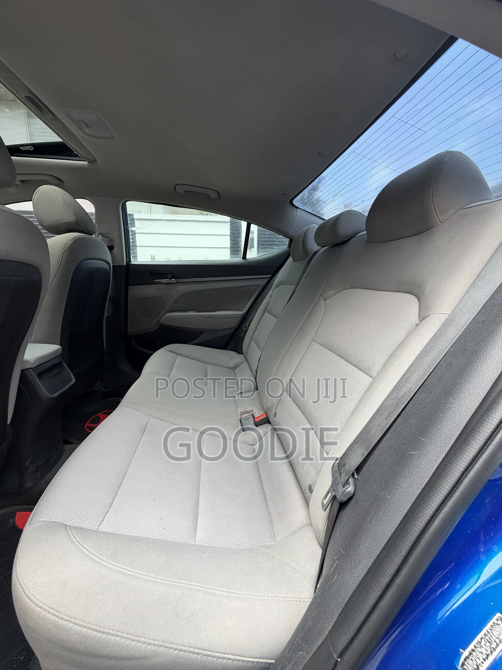 Hyundai Elantra Value Edition 2018 Blue