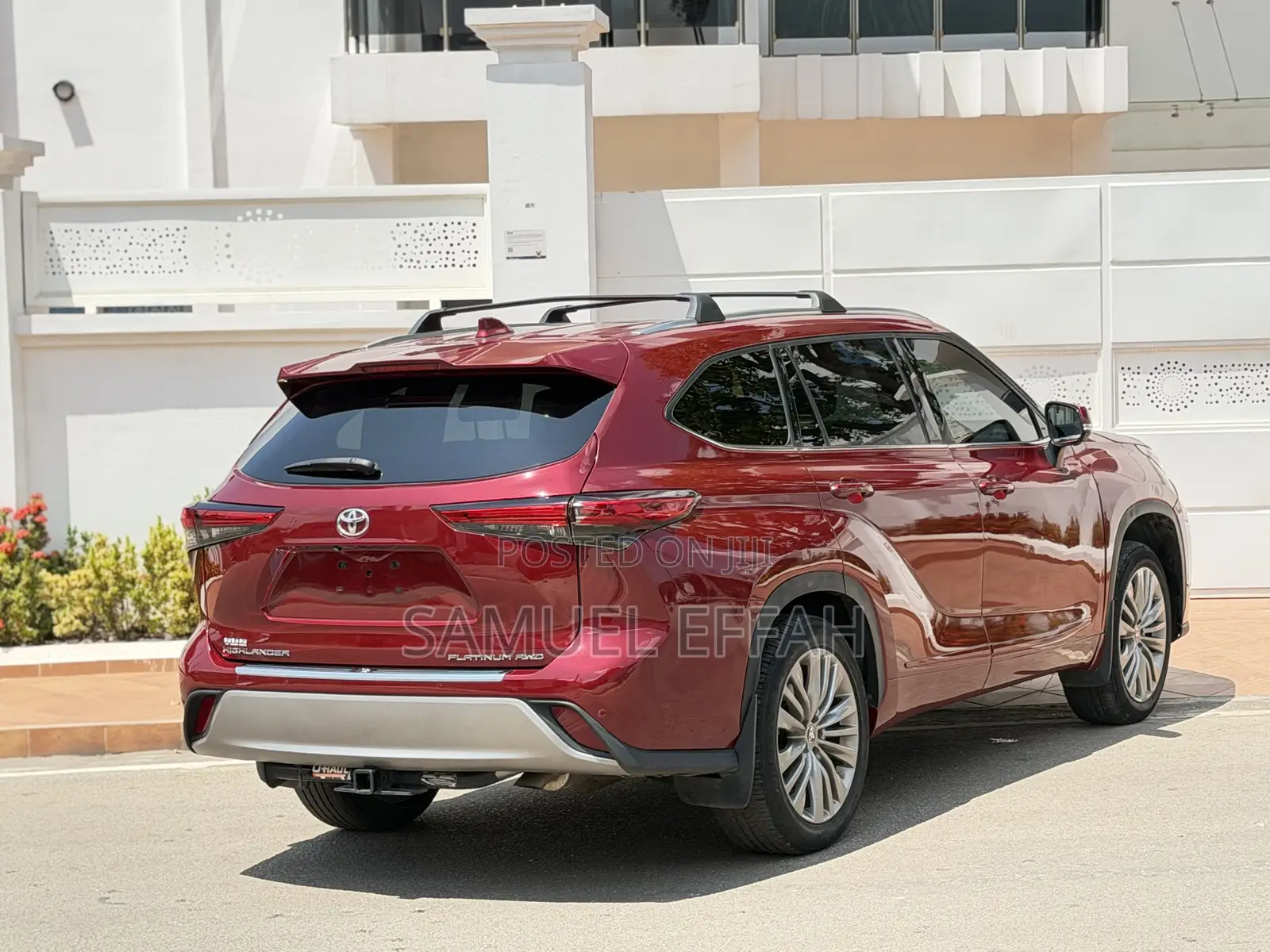 Toyota Highlander Platinum AWD 2023 Red