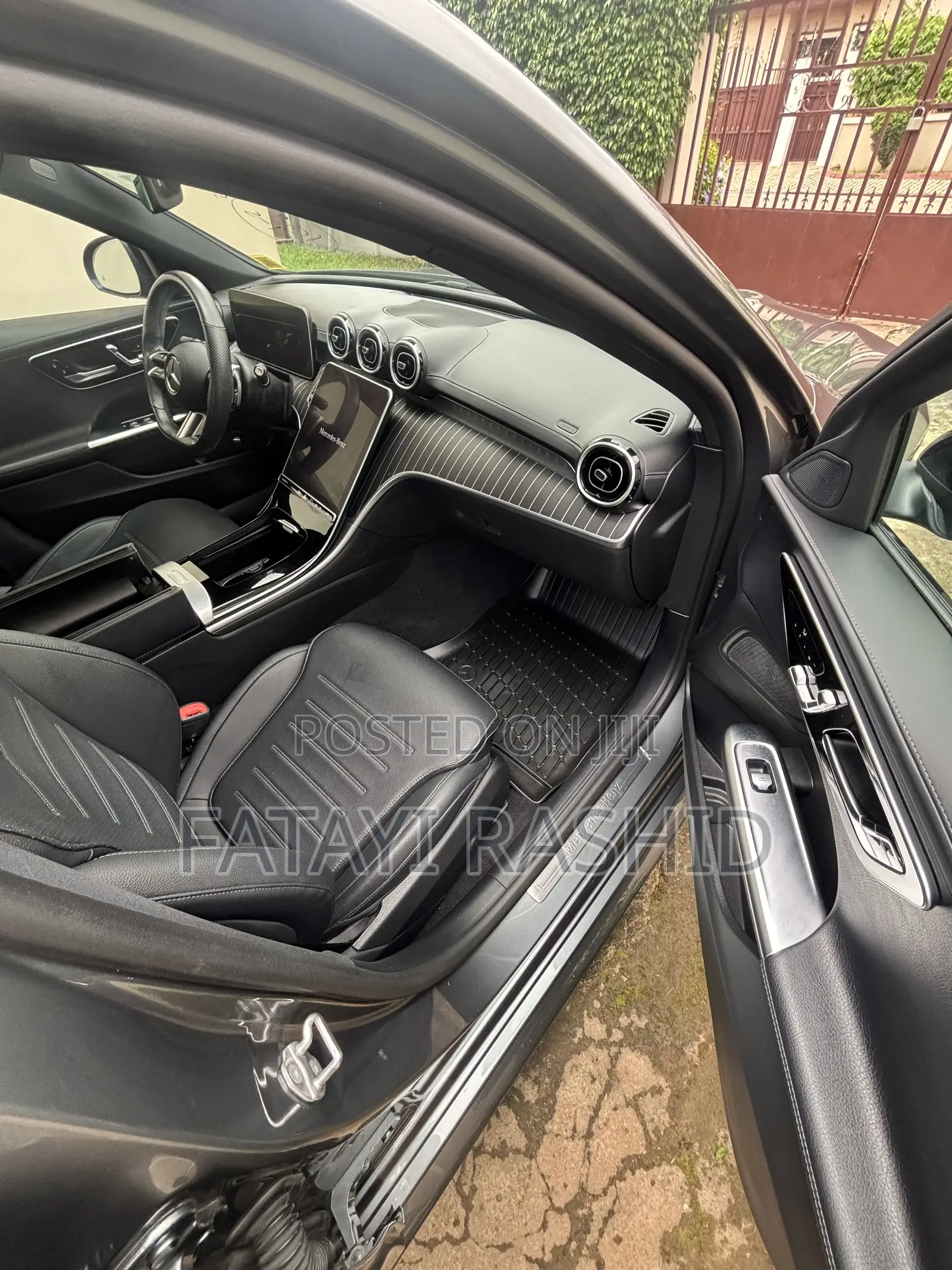 Mercedes-Benz C300 2022 Gray