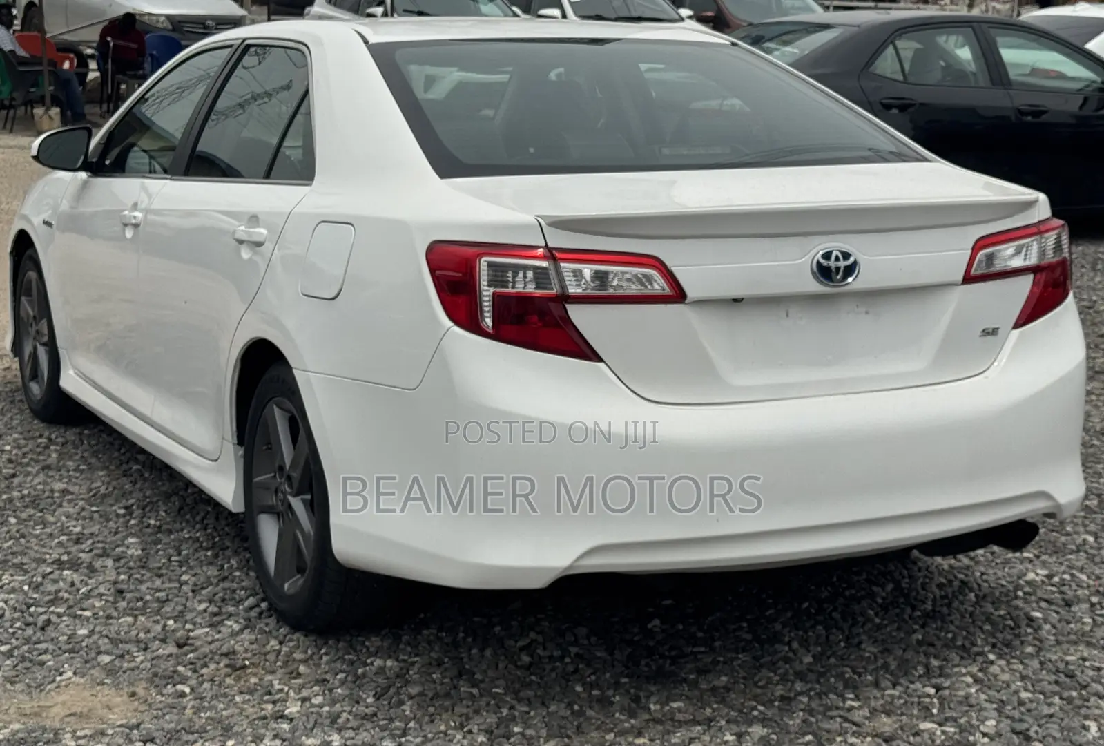 Toyota Camry SE Sport 4dr Sedan w/Prod. End 11/13 (2.5L 4cyl 6A) 2014