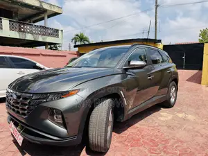 Hyundai Tucson SE 2022 Gray