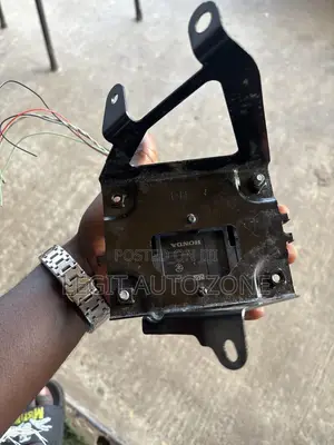 Honda CRV 2024,2023,2025,2026, Blind Spot Sensor Available