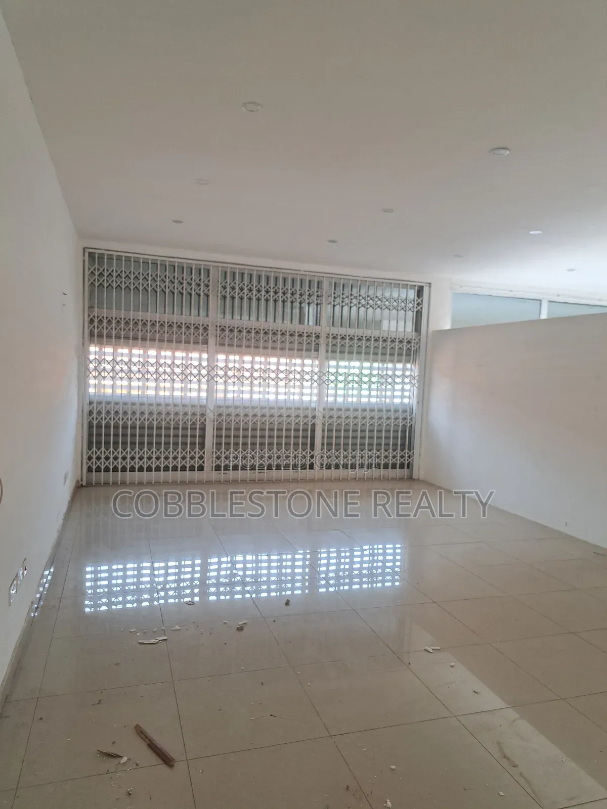 Showroom for Rent in Spintex Road