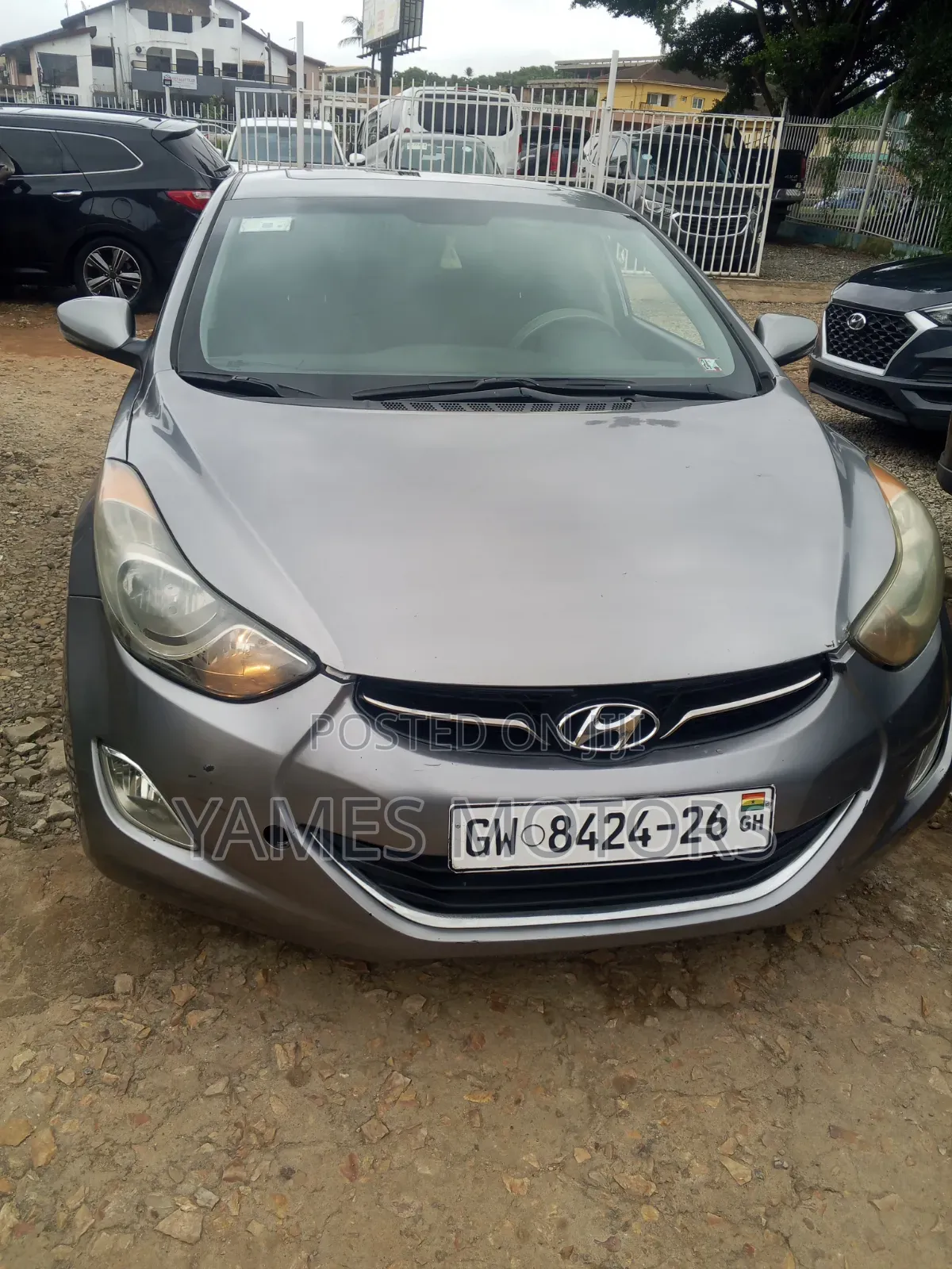 Hyundai Elantra Limited 2012 Gray