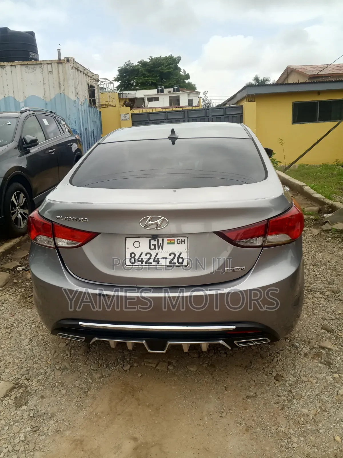 Hyundai Elantra Limited 2012 Gray