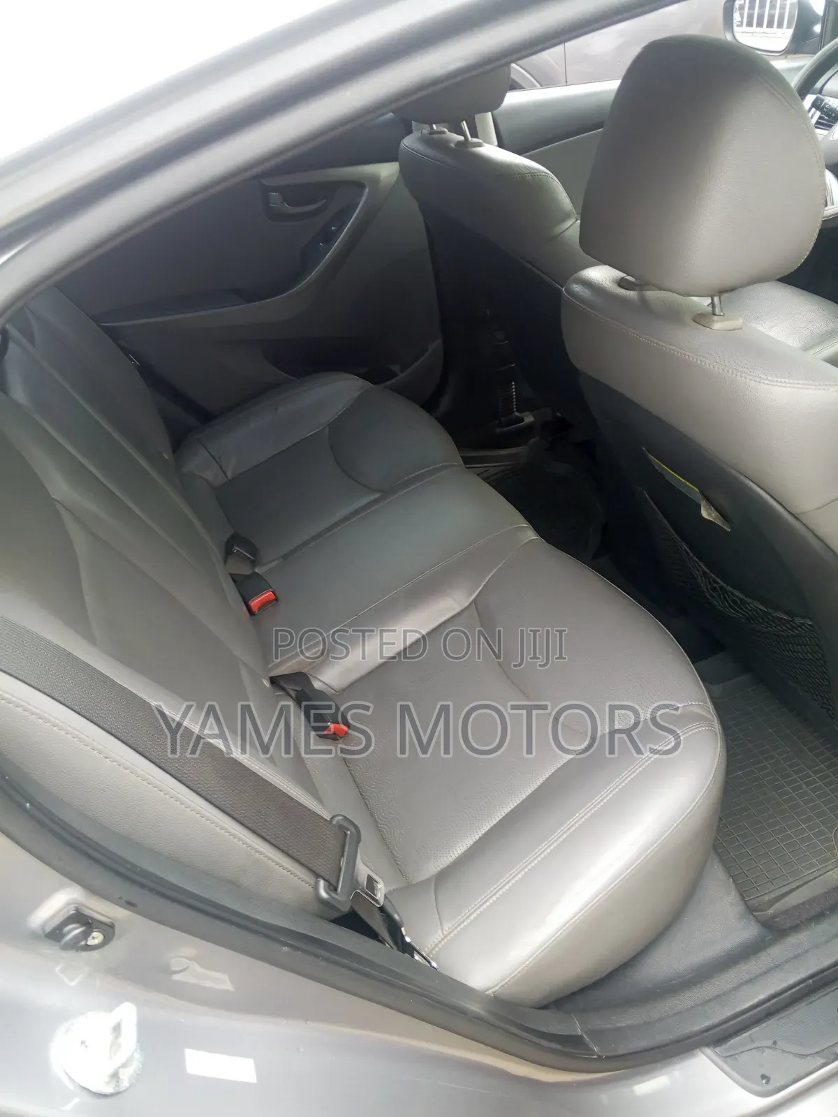 Hyundai Elantra Limited 2012 Gray