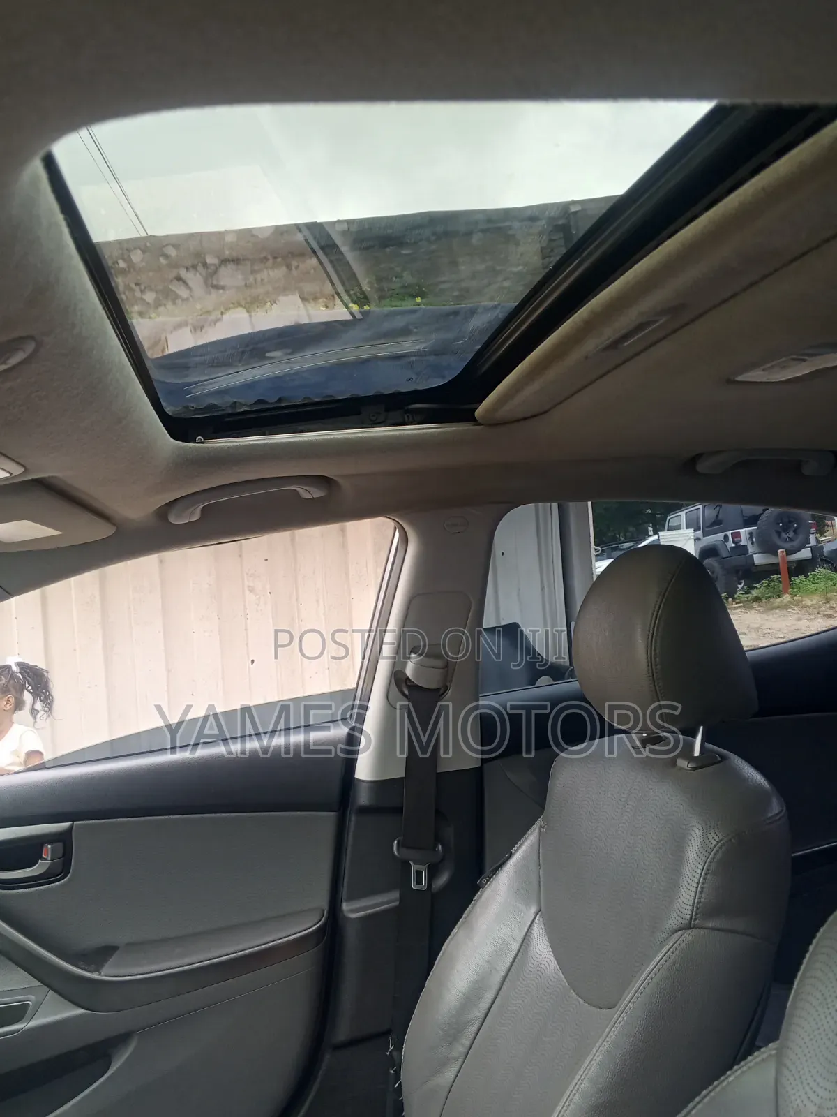 Hyundai Elantra Limited 2012 Gray