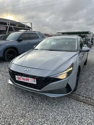Hyundai Elantra 2021