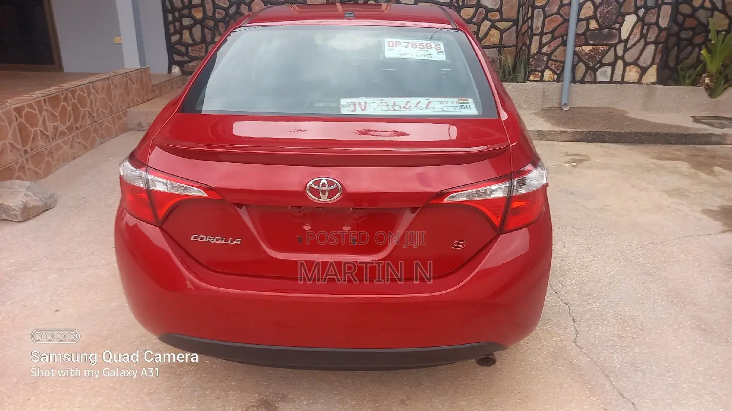 Toyota Corolla S Premium 4dr Sedan (1.8L 4cyl CVT) 2015 Red