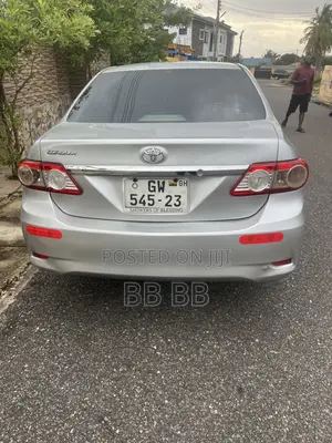 Toyota Corolla 2013 Silver