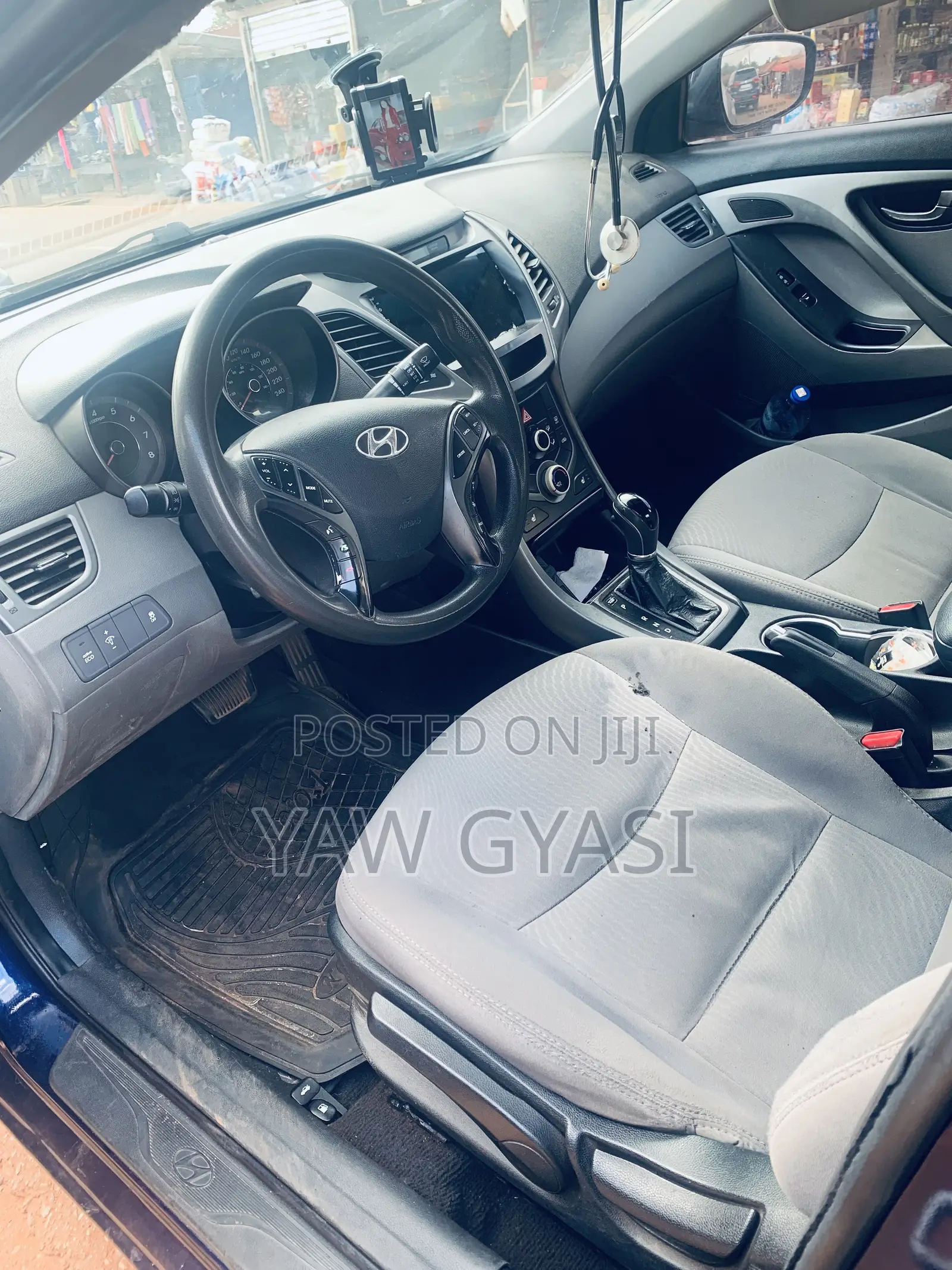 Hyundai Elantra 2013