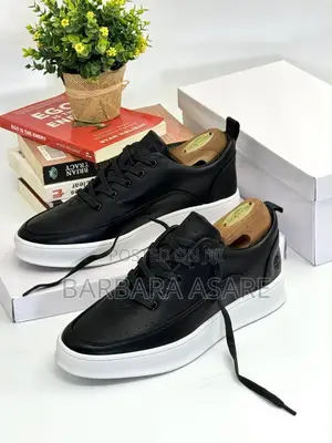 Original Quality Fashion Sneakers for Men Women