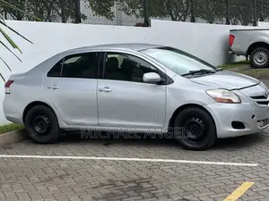Toyota Yaris 2007 Gray