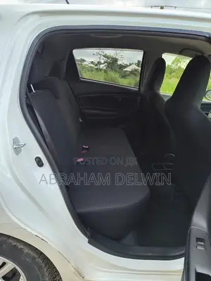 Toyota Vitz 2014 White