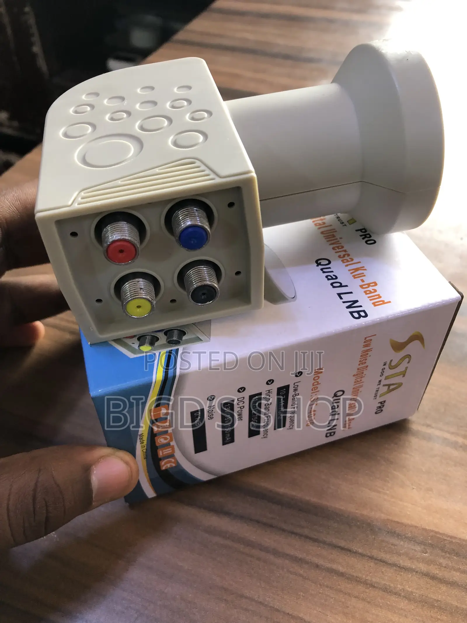 Sta 4way LNB