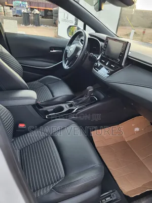 Toyota Corolla 2022 White