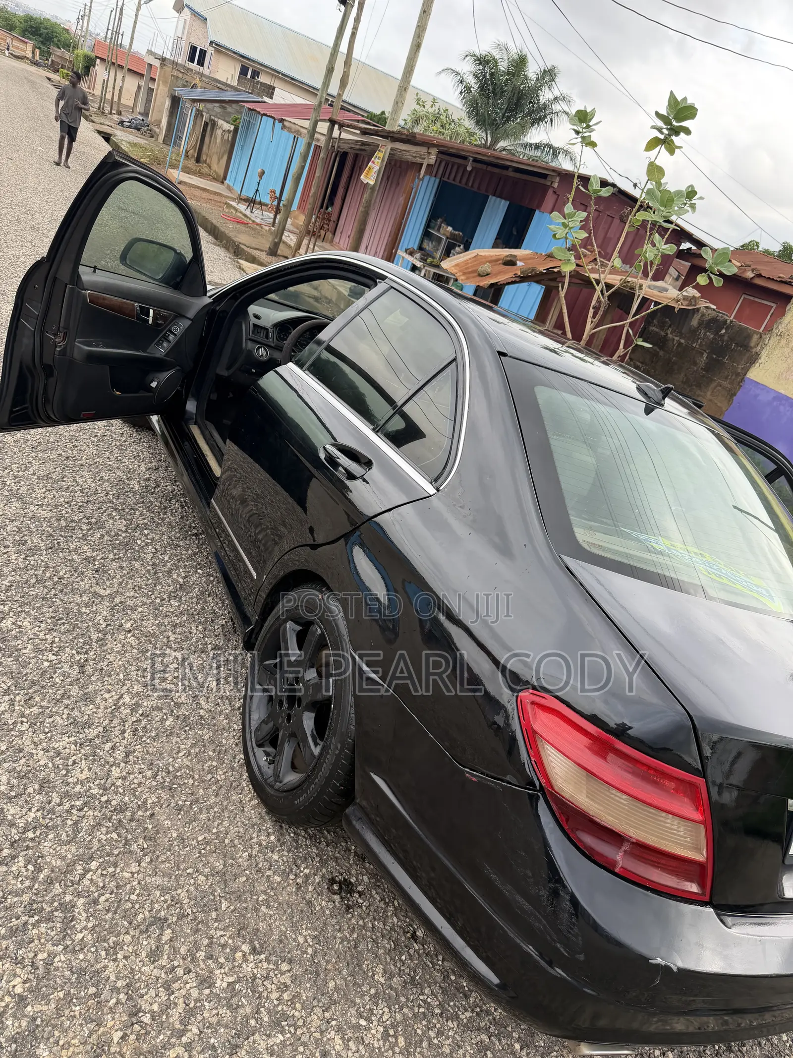 Mercedes-Benz C300 Sport 4Matic Sedan AWD (3.0L 6cyl 7A) 2010 Black