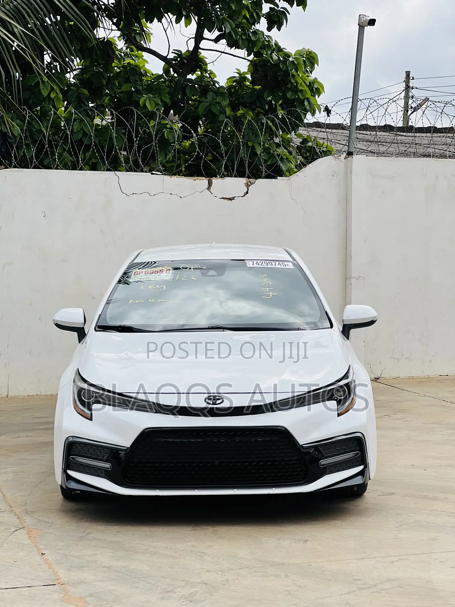 Toyota Corolla 2019 White