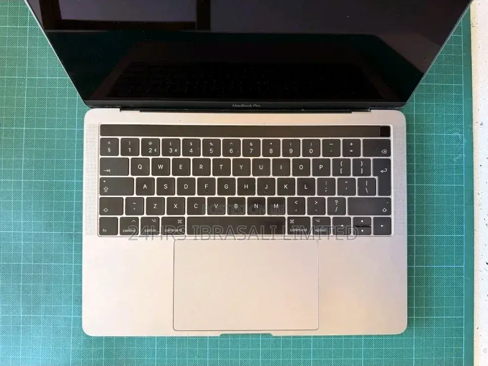 Laptop Apple MacBook Pro 2017 8GB Intel Core i5 SSD 256GB