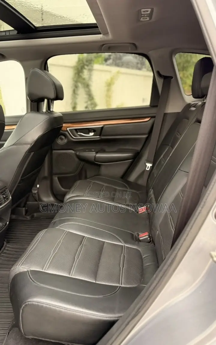 Honda CR-V Touring AWD 2018 Silver
