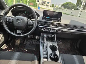 Honda Civic Sport 2022 White