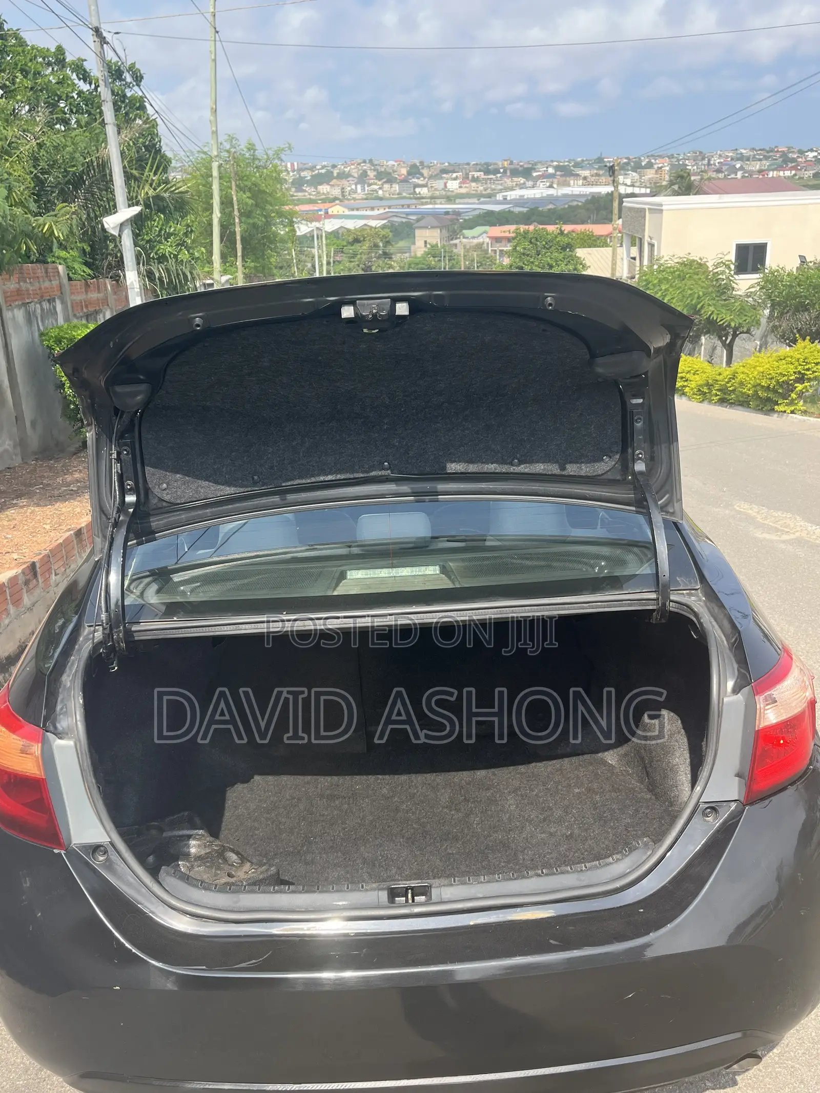 Toyota Corolla LE Eco (1.8L 4cyl 2A) 2019 Black