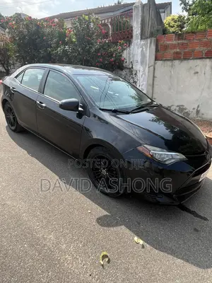 Toyota Corolla LE Eco (1.8L 4cyl 2A) 2019 Black