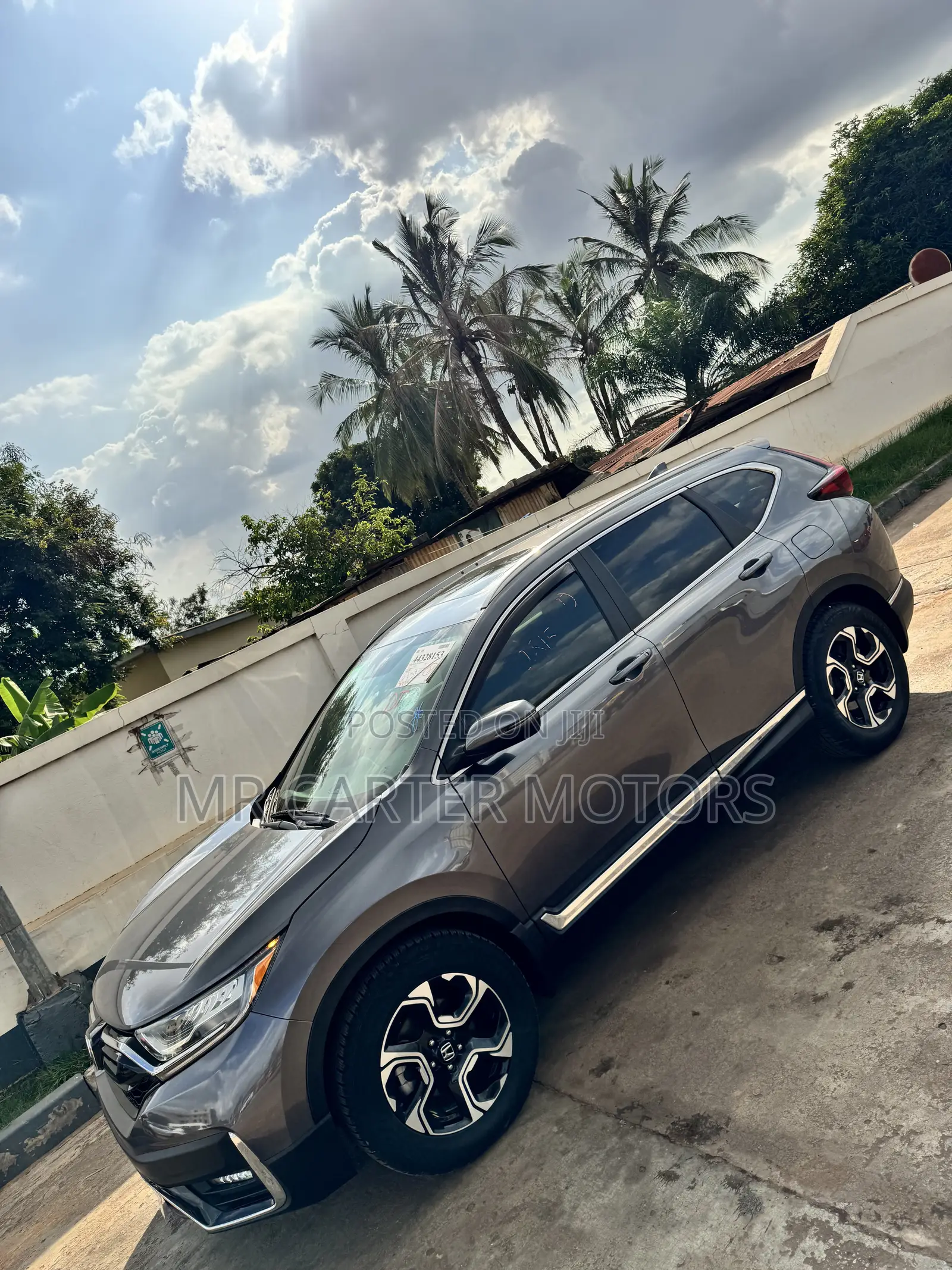 Honda CR-V Touring AWD 2019 Gray