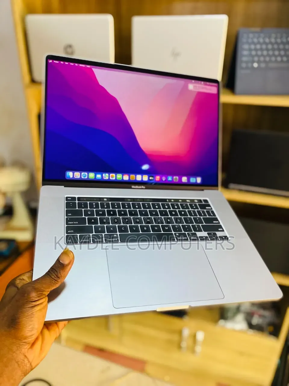 Laptop Apple MacBook Pro 2019 32GB Intel Core i9 SSD 512GB