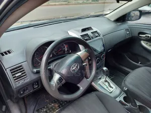 Toyota Corolla 2013 Black