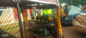 Bajaj RE 2025 Yellow