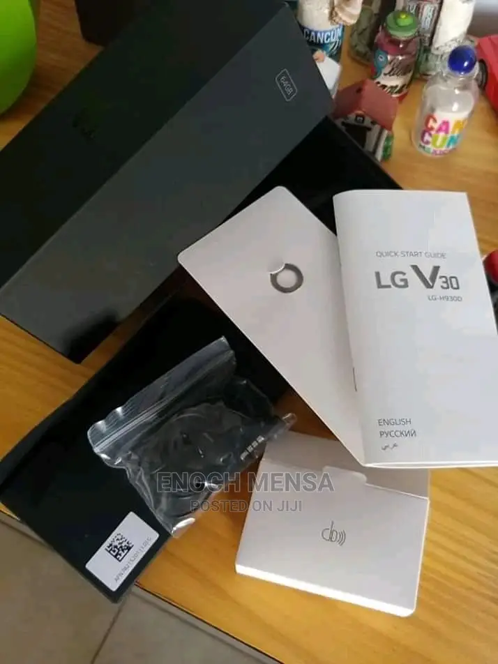 New LG V30 Plus 128 GB Black