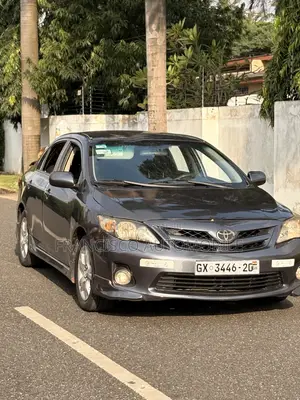 Toyota Corolla S 4dr Sedan (1.8L 4cyl 4A) 2013 Gray