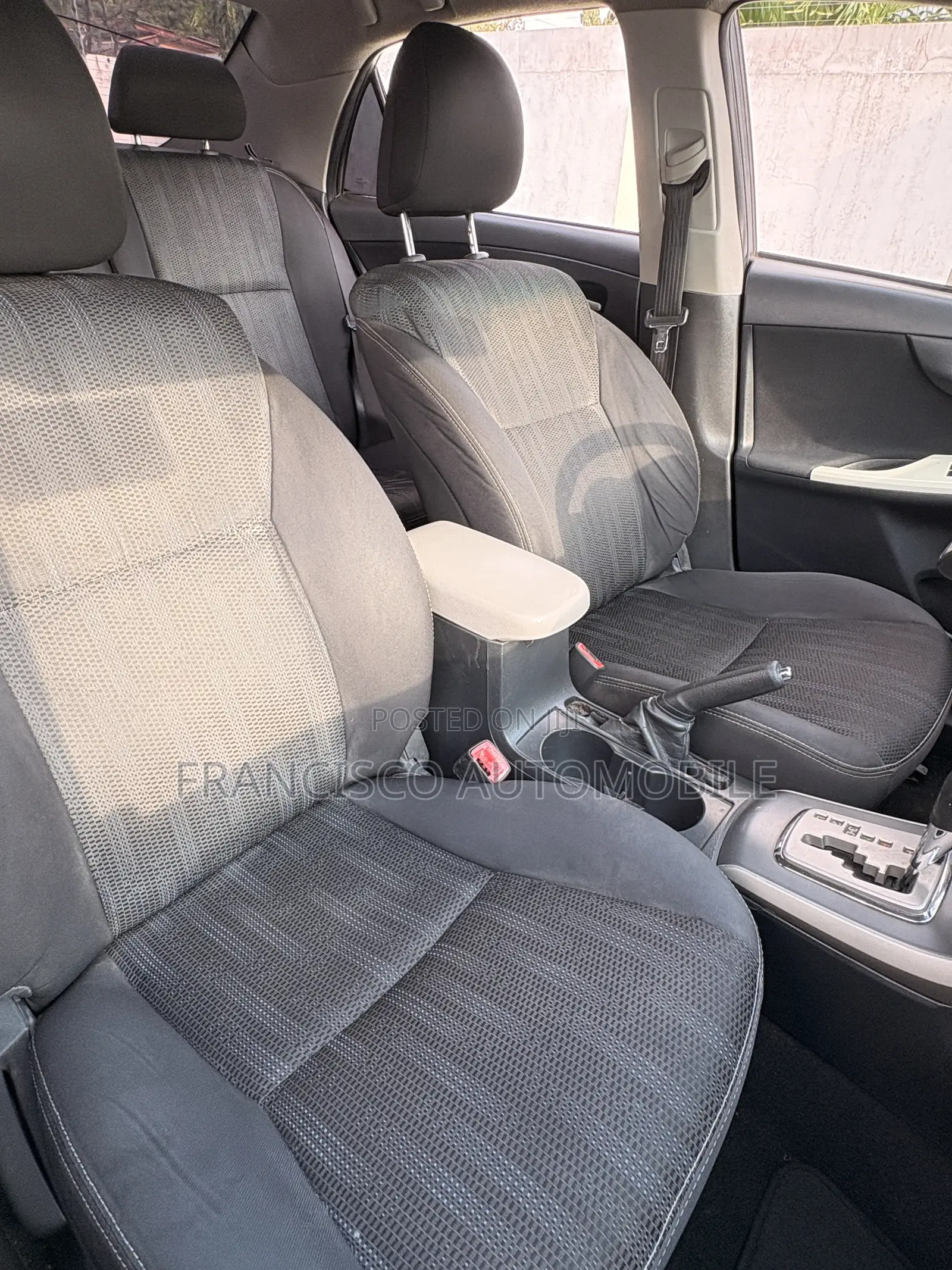 Toyota Corolla S 4dr Sedan (1.8L 4cyl 4A) 2013 Gray