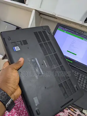 Laptop Dell Latitude 5500 8GB Intel Core i5 SSD 256GB