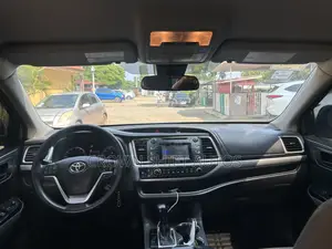 Toyota Highlander 2018 Gray