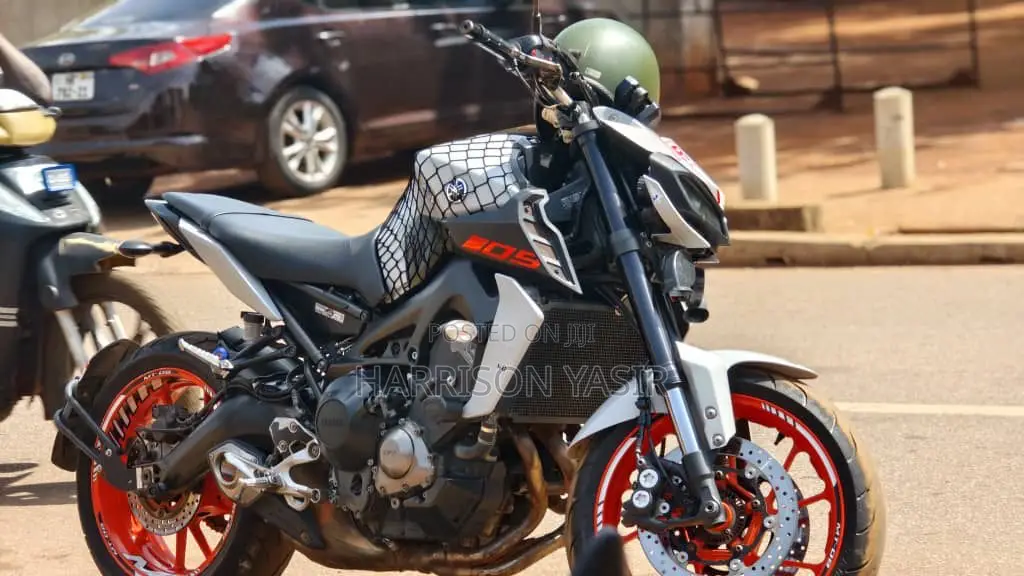 Yamaha 2025 White