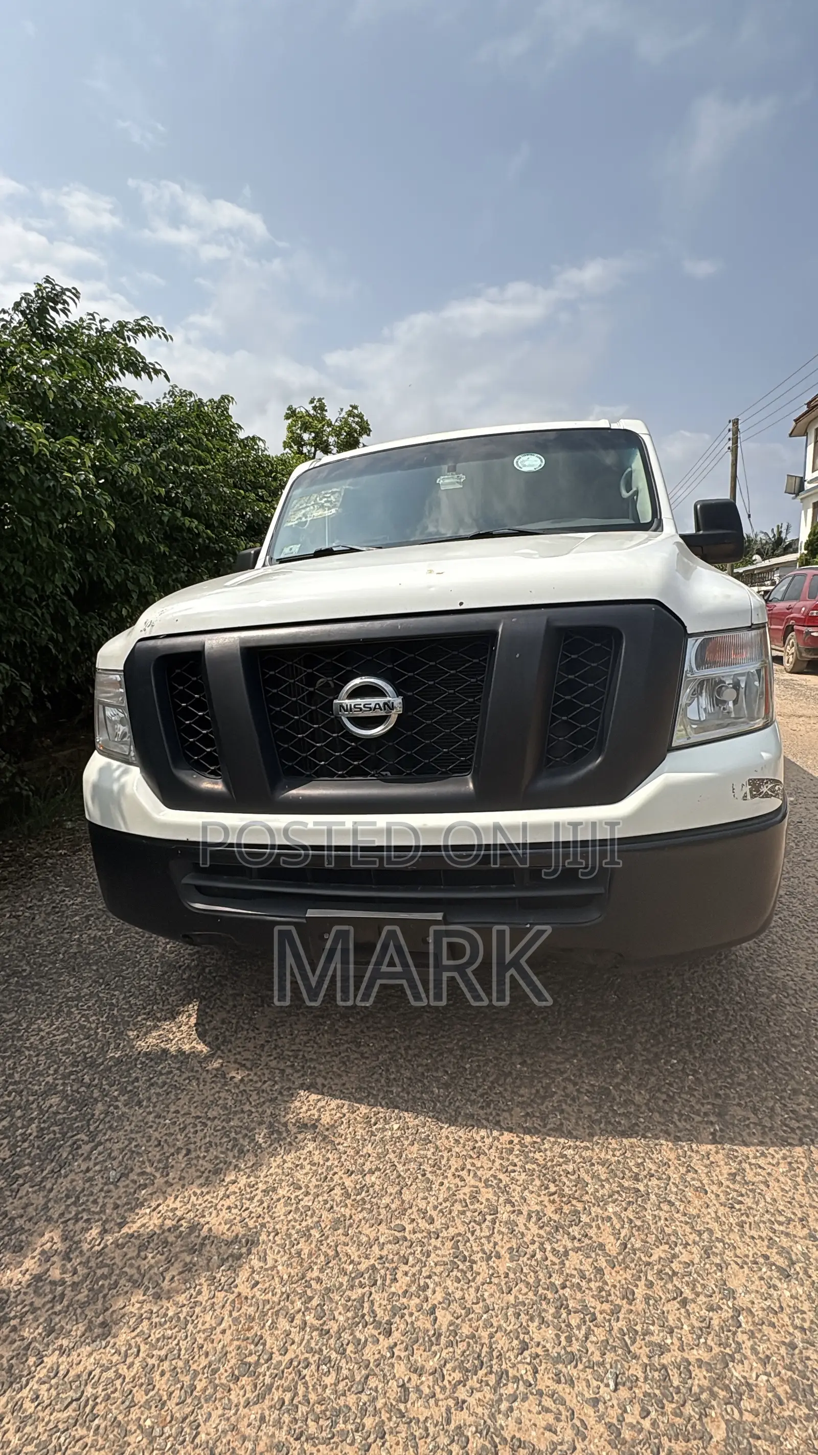 Nissan Caravan (Urvan) 2019 White