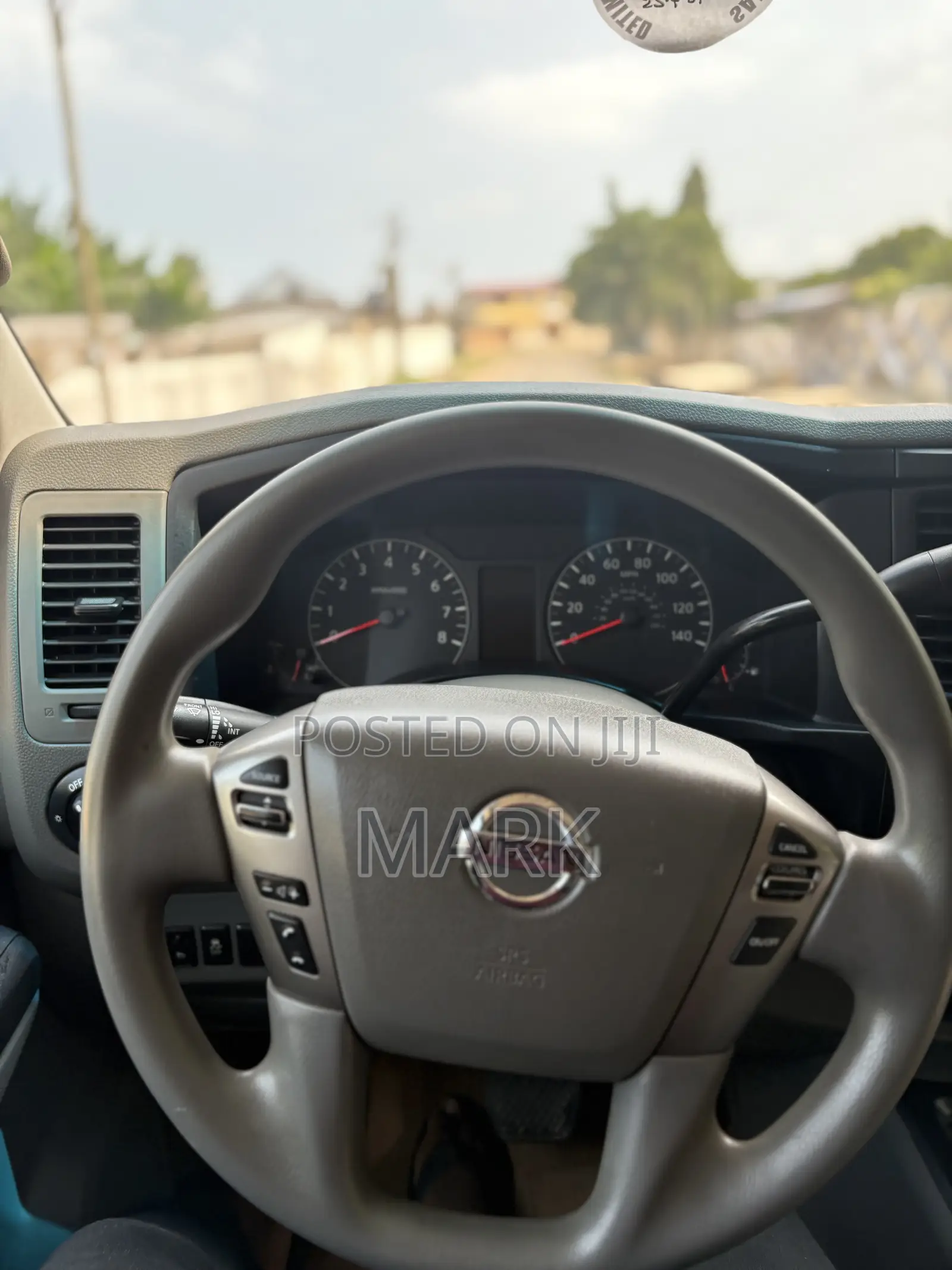 Nissan Caravan (Urvan) 2019 White