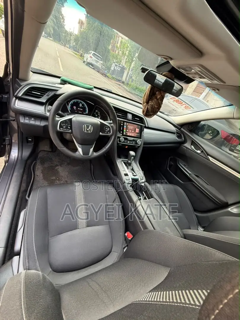 Honda Civic EX-L Coupe 2018 Gray