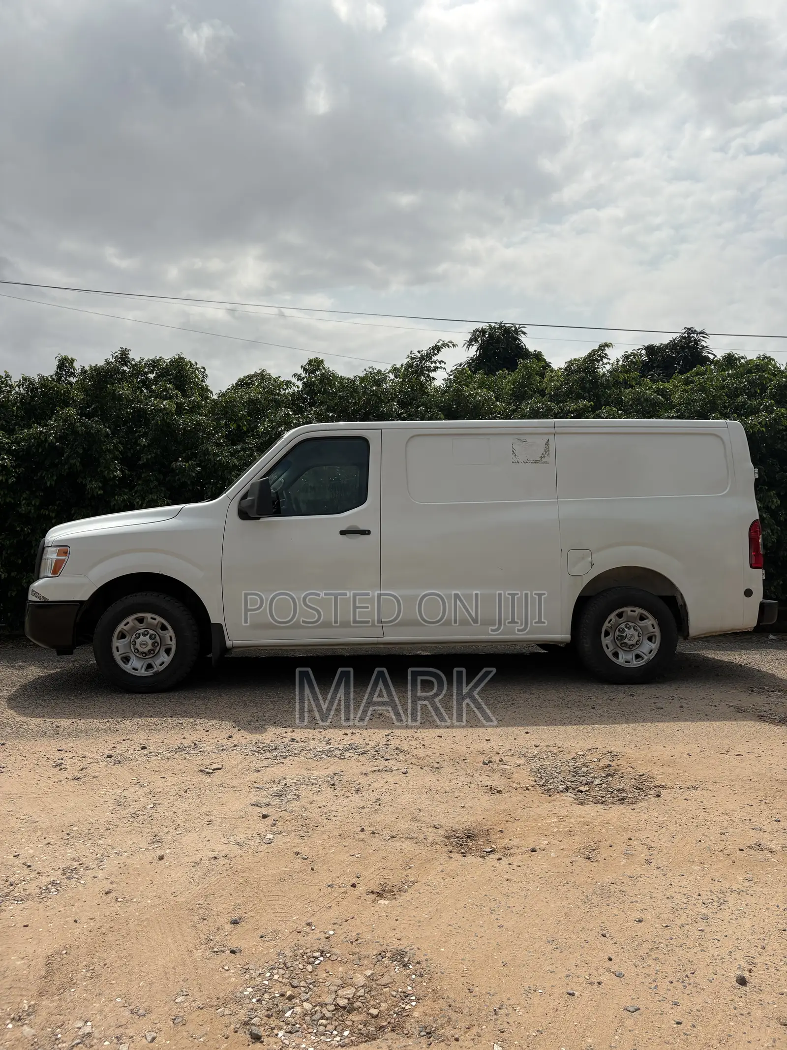 Nissan Caravan (Urvan) 2019 White