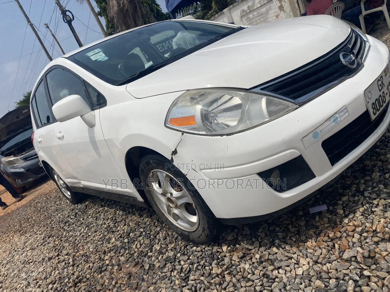 Nissan Versa 2009 White