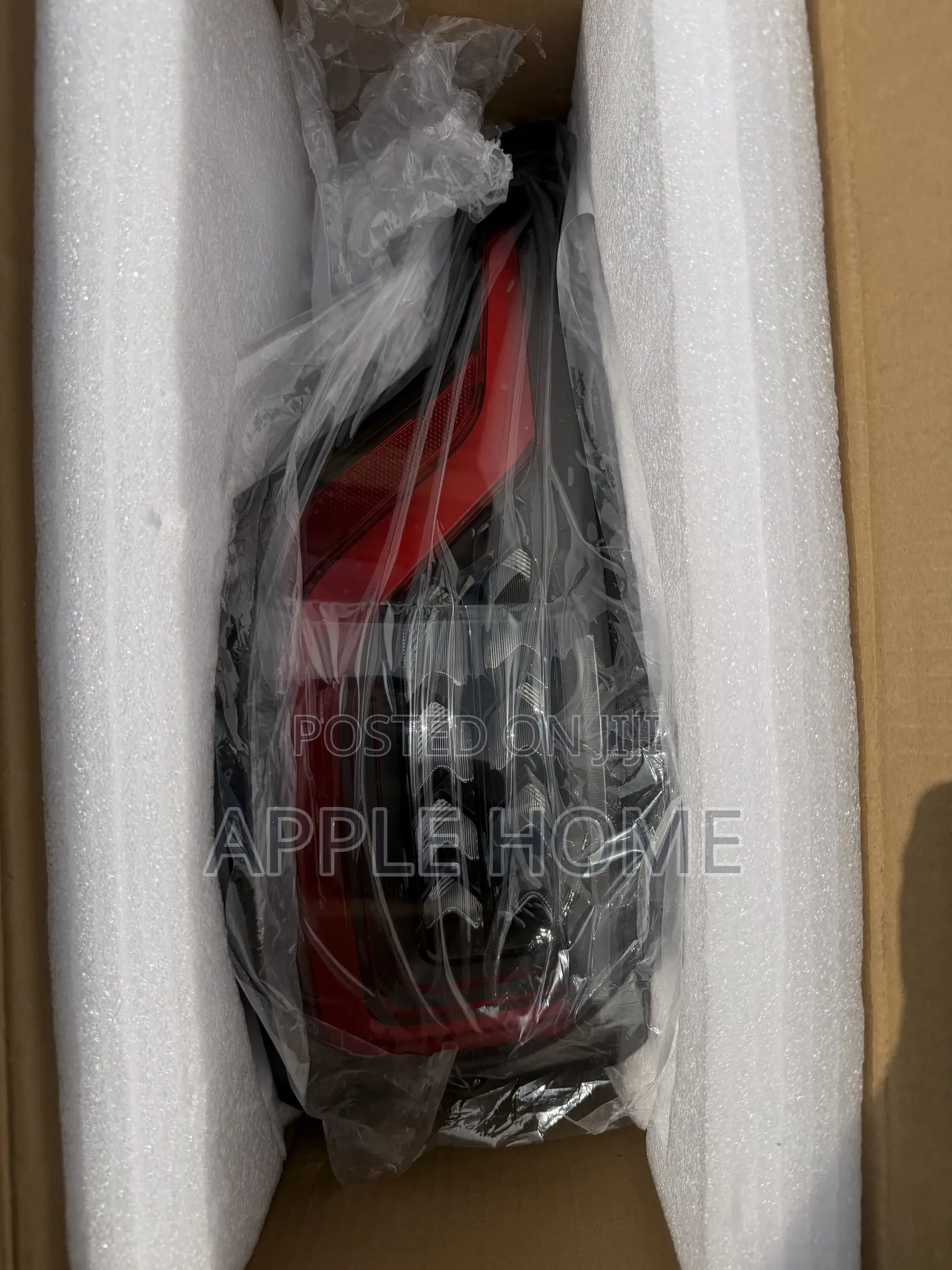 2020 Range Rover Tail Light Drive Side