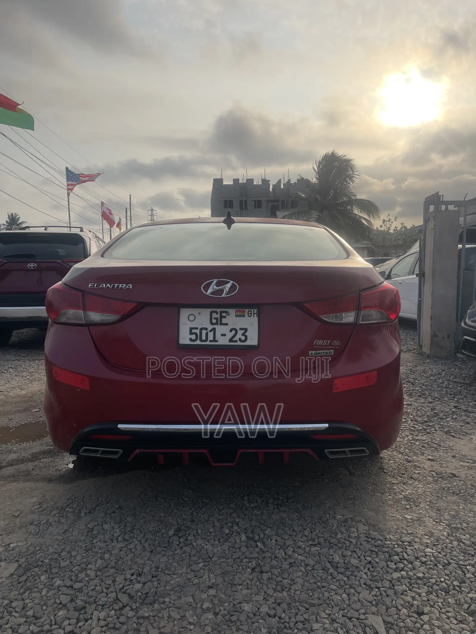 Hyundai Elantra Limited Sedan FWD (1.8L 4cyl 6A) 2013 Red