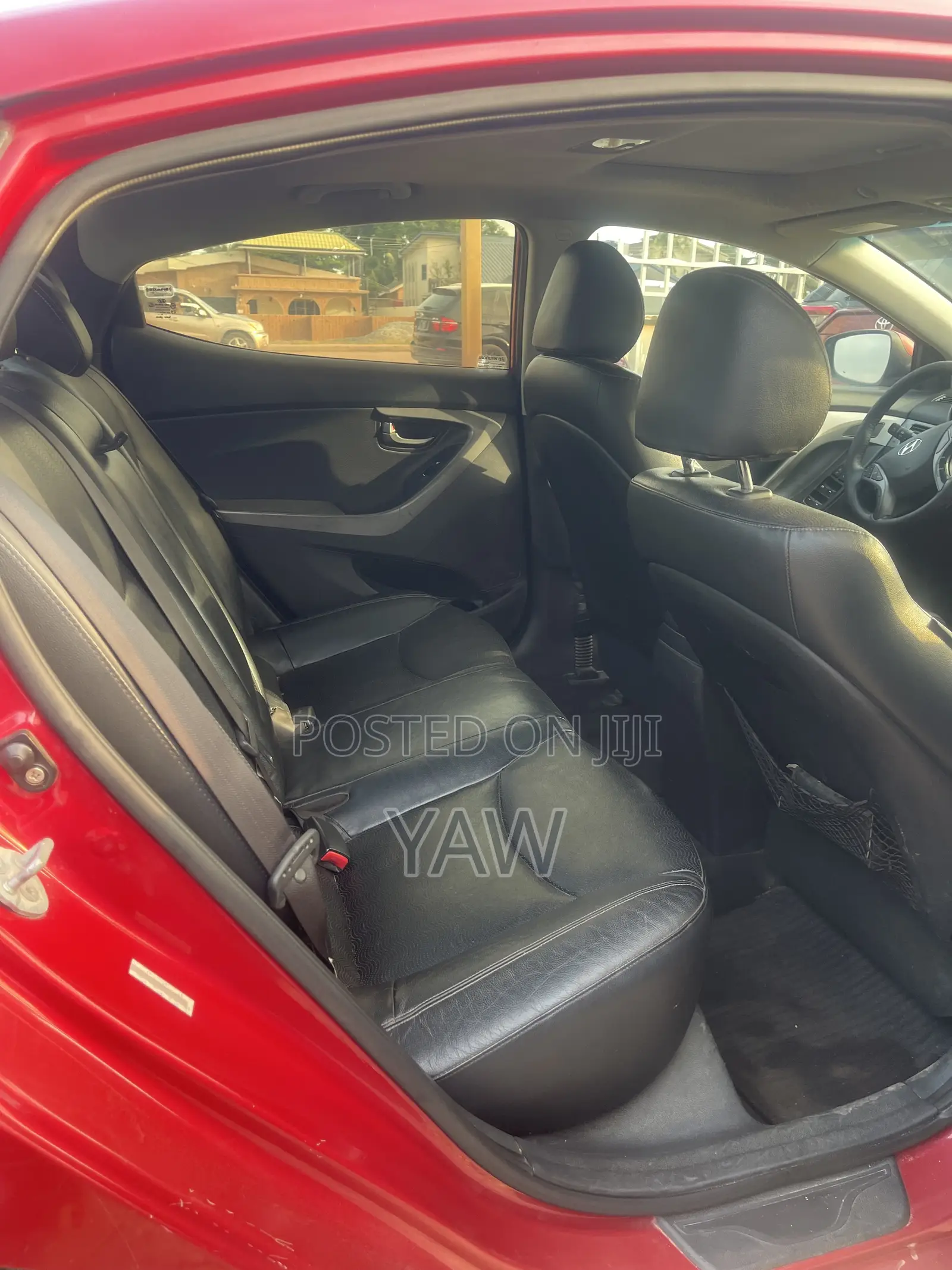 Hyundai Elantra Limited Sedan FWD (1.8L 4cyl 6A) 2013 Red