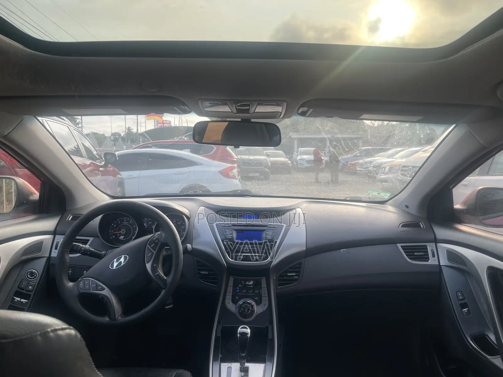 Hyundai Elantra Limited Sedan FWD (1.8L 4cyl 6A) 2013 Red