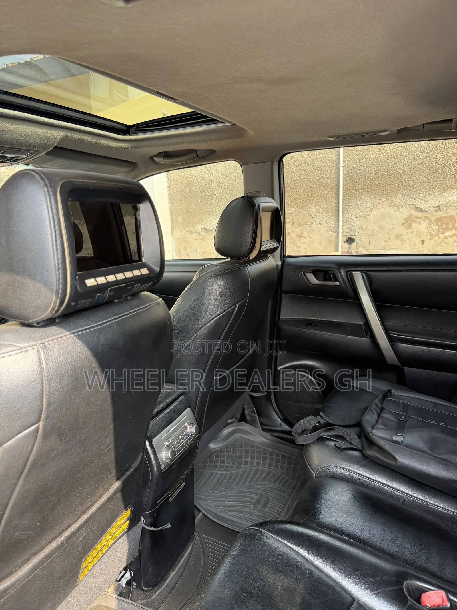 Toyota Highlander Limited 2012 White