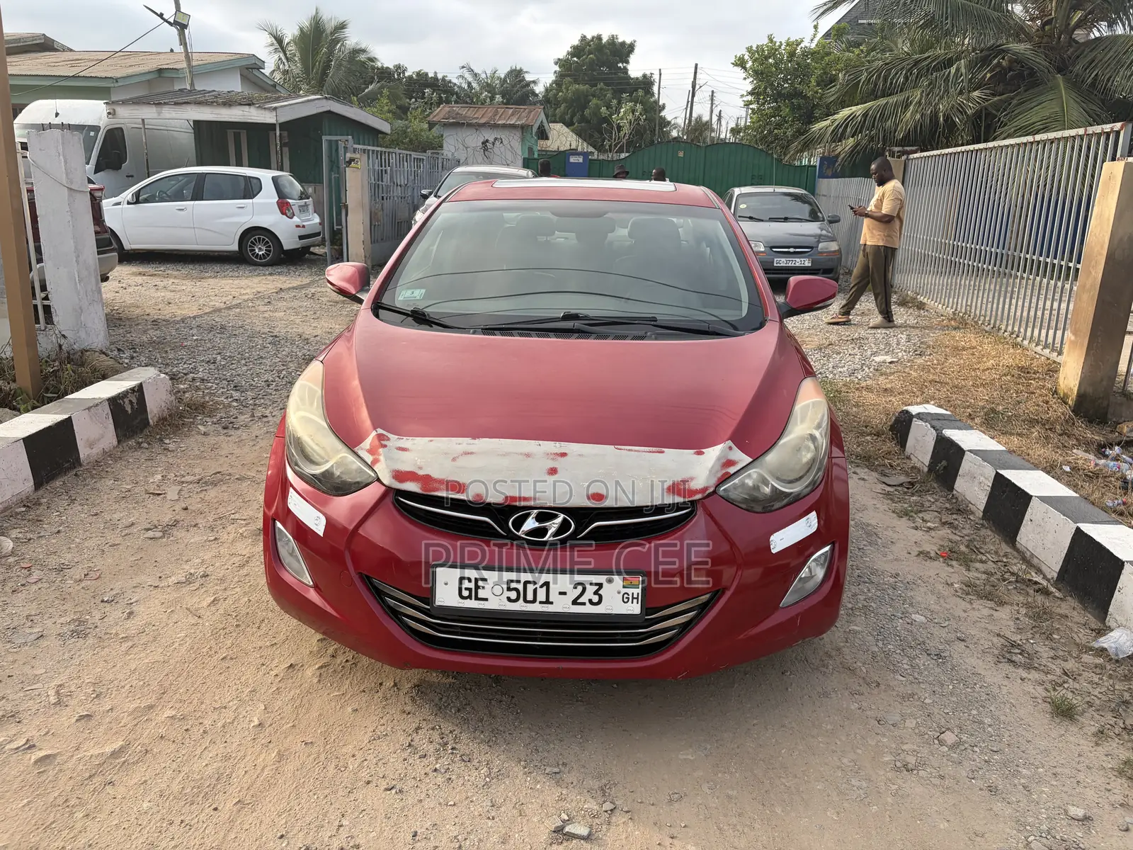 Hyundai Elantra 2013 Red