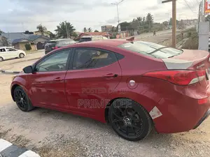 Hyundai Elantra 2013 Red